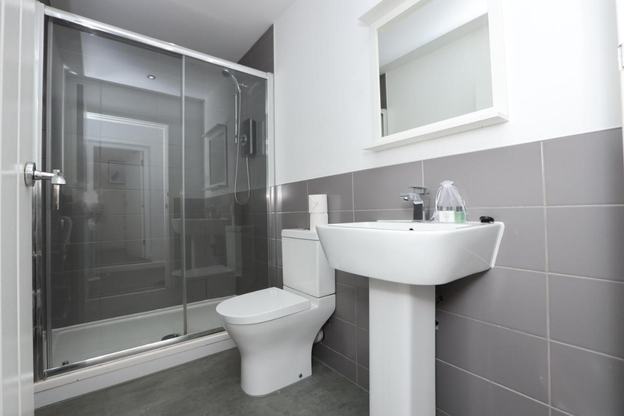 L1 Boutique By Happy Days Appartement Liverpool Buitenkant foto